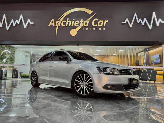 VOLKSWAGEN JETTA 2.0 TSI HIGHLINE 200CV GASOLINA 4P TIPTRONIC